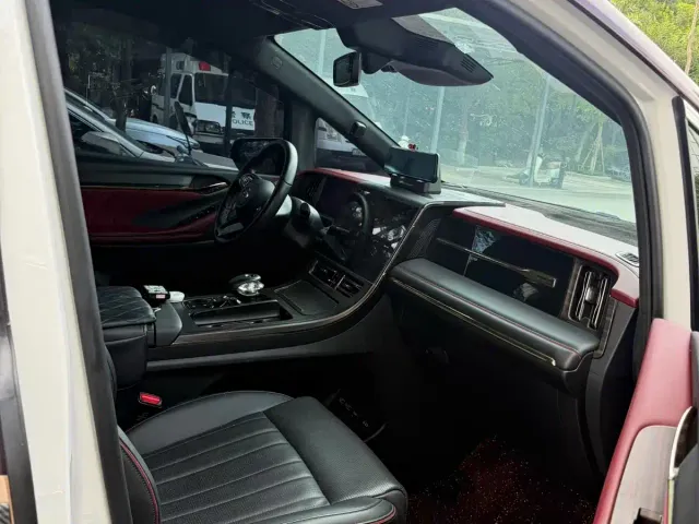 GAC Trumpchi M8 — Фото автомобиля 11