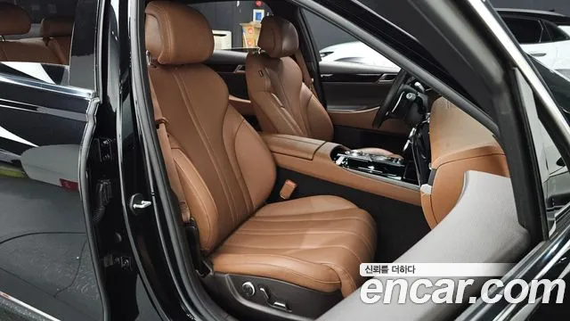 Genesis G80 Бензин 2.5 турбо 2WD — Фото автомобиля 26