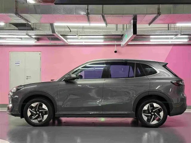Geely Galaxy E5 — Фото автомобиля 3