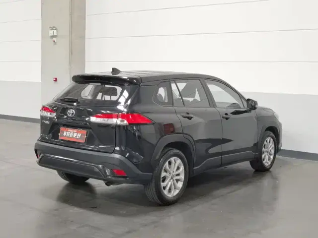 Toyota Frontlander — Фото автомобиля 2