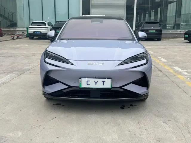 BYD Sealion 07 EV — Фото автомобиля 2