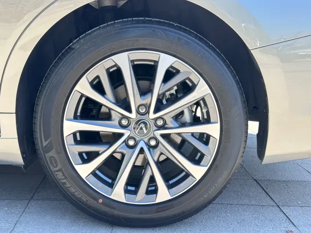 Lexus ES — Фото автомобиля 20