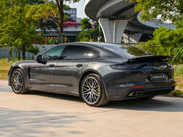 Porsche Panamera — Фото автомобиля 4
