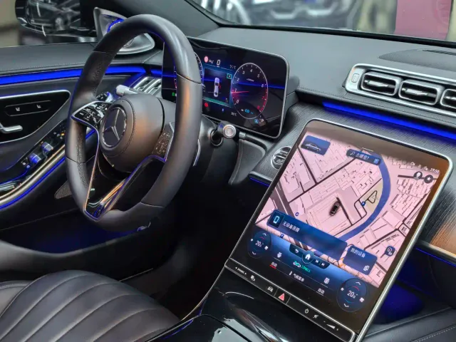Mercedes-Benz S-Class — Фото автомобиля 23