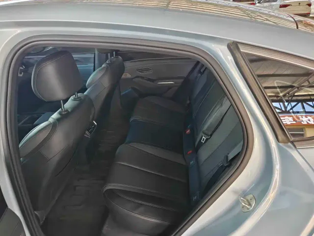 BYD Qin L — Фото автомобиля 7