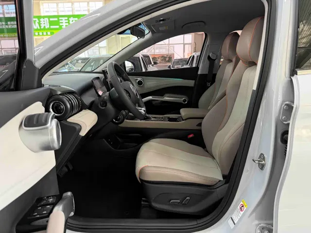 BYD Yuan PLUS — Фото автомобиля 8
