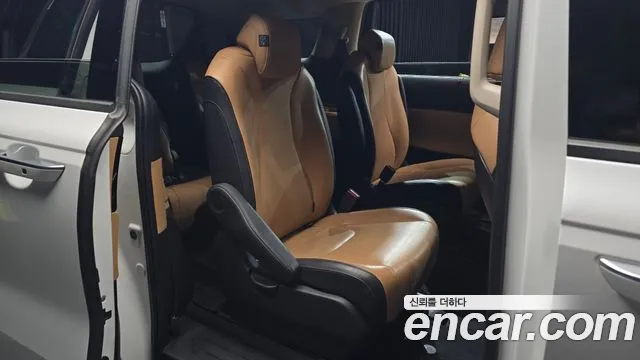 Kia Canival Carnival 4 поколение Бензин 9 мест Noblesse — Фото автомобиля 12