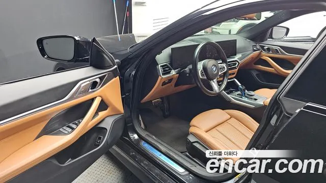 BMW i4 — Фото автомобиля 10