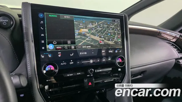 Toyota Alphard — Фото автомобиля 11