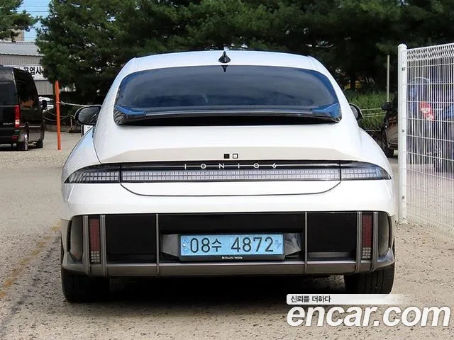 Hyundai Ioniq 6 — Фото автомобиля 4