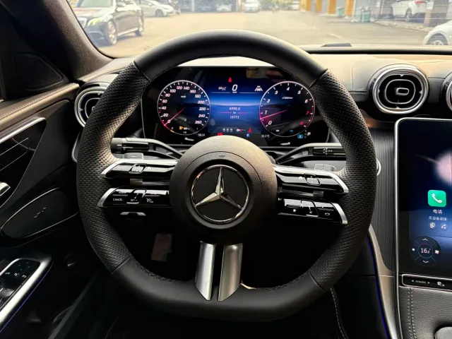 Mercedes-Benz C-Class — Фото автомобиля 3