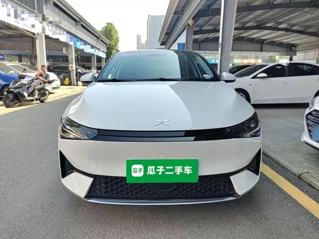 Xpeng P5 — Фото автомобиля 2