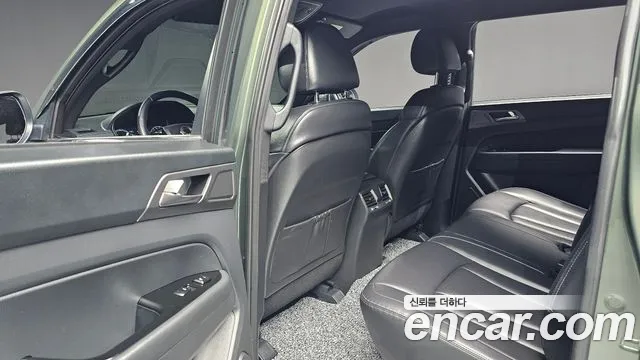 KG_Mobility_Ssangyong Rexton Новый Rexton Sport Khan Дизель 2.2 4WD — Фото автомобиля 17