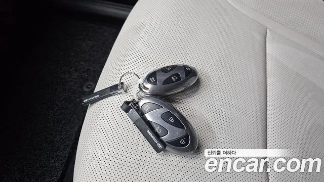 Hyundai Tucson Новый Tucson (NX4) Бензин 1.6 Turbo 4WD — Фото автомобиля 29