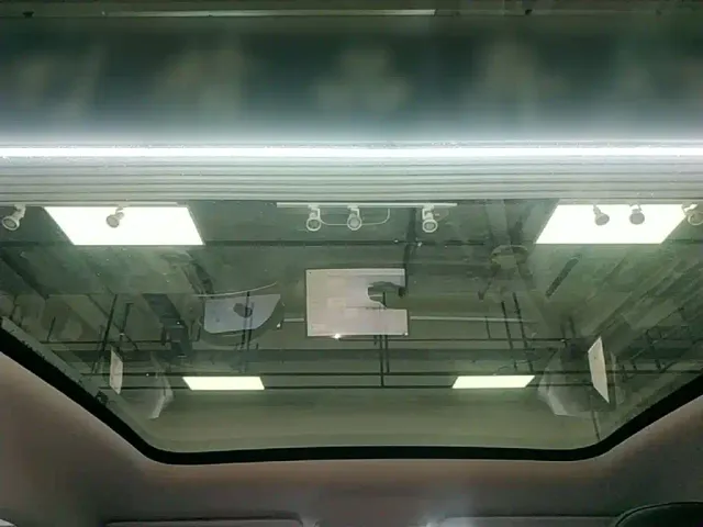 Leapmotor C10 — Фото автомобиля 17
