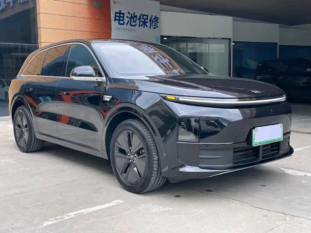Li Auto L6 — Фото автомобиля 3