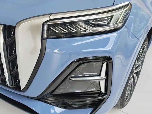 Hongqi HS5 — Фото автомобиля 23