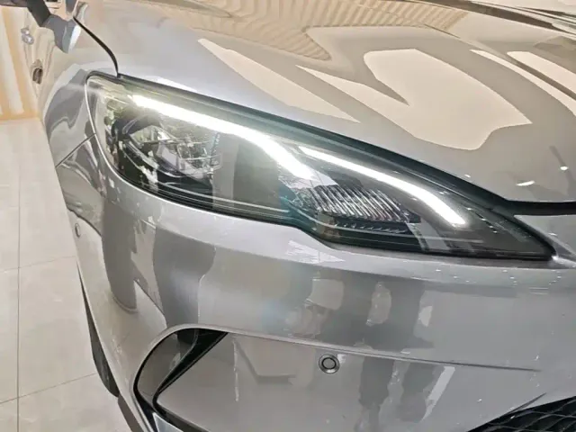 BYD Seal 05 DM-i — Фото автомобиля 10