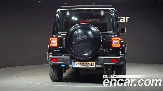 Jeep Wrangler JL — Фото автомобиля 4