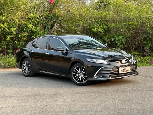 Toyota Camry — Фото автомобиля 3