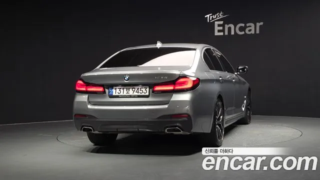 BMW 5-Series — Фото автомобиля 4