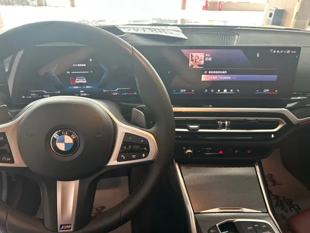 BMW 3 Series — Фото автомобиля 10