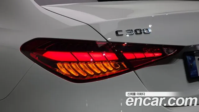 Mercedes-Benz C-Class — Фото автомобиля 23