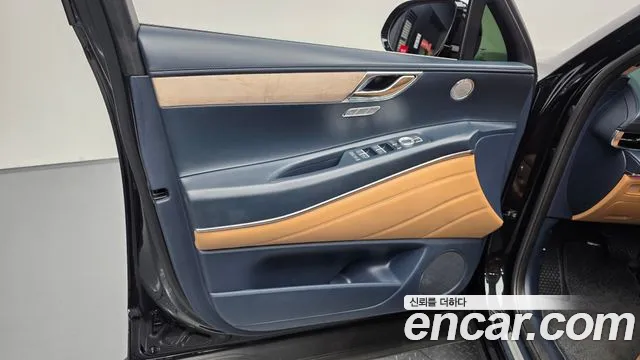 Genesis GV80 — Фото автомобиля 13
