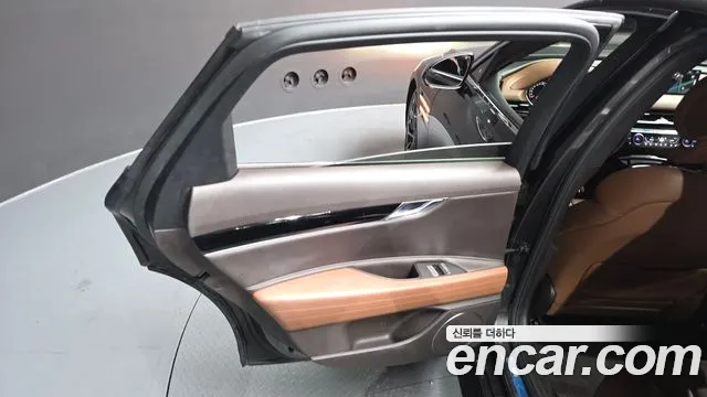 Genesis G80 RG3 — Фото автомобиля 14