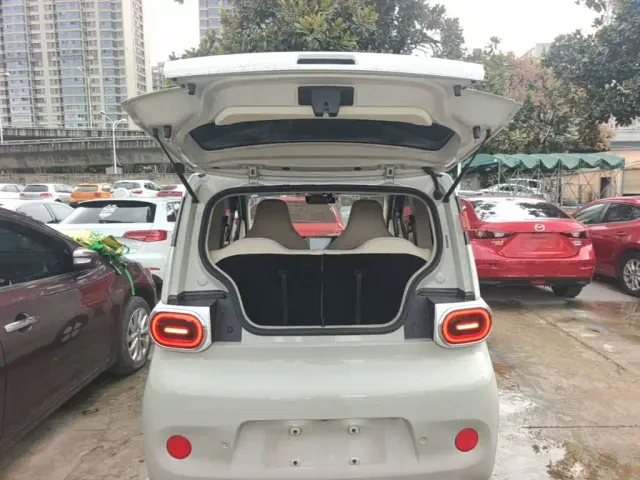 Wuling Hongguang Mini EV — Фото автомобиля 18
