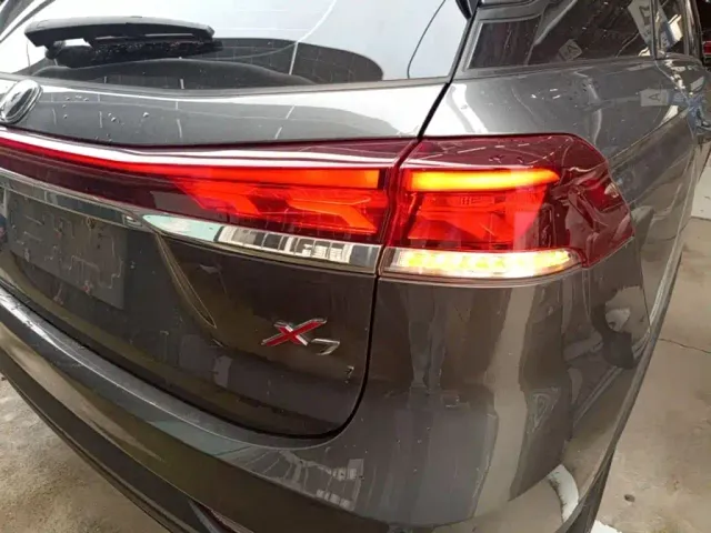 Changan X7 Plus — Фото автомобиля 7