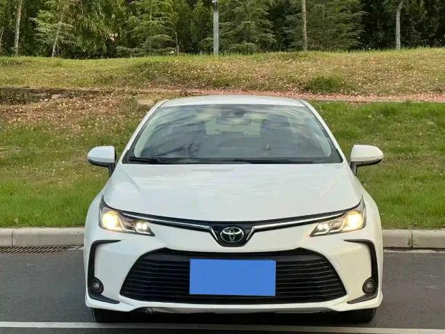 Toyota Corolla — Фото автомобиля 2