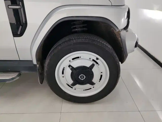 iCAR V23 — Фото автомобиля 5