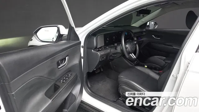 Hyundai Kona SX2 — Фото автомобиля 10