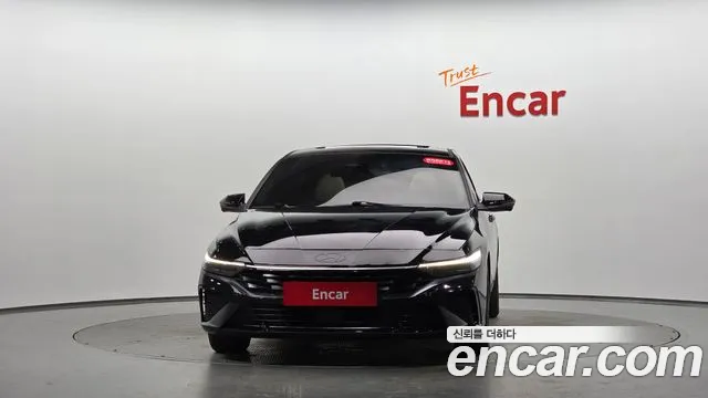 Hyundai Avante CN7 — Фото автомобиля 3
