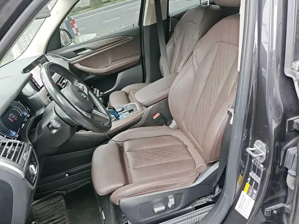 BMW BMW iX3 2022 Leading Edition — Фото автомобиля 14