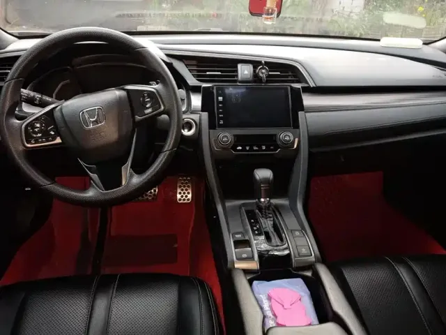 Honda Civic — Фото автомобиля 12