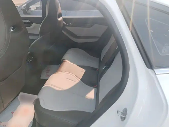 BYD Qin PLUS — Фото автомобиля 16