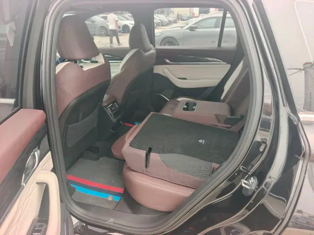 Geely Xingyue L — Фото автомобиля 10