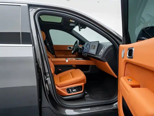 Li Auto L7 — Фото автомобиля 17