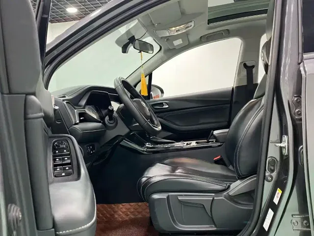 GAC Trumpchi GS4 — Фото автомобиля 4
