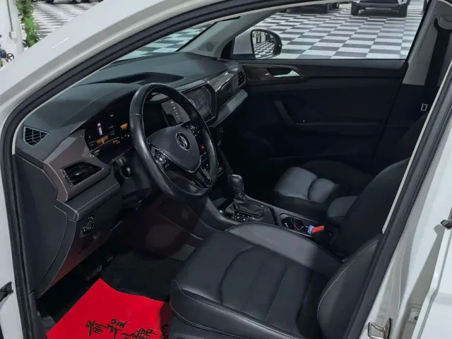 Volkswagen Tharu — Фото автомобиля 9