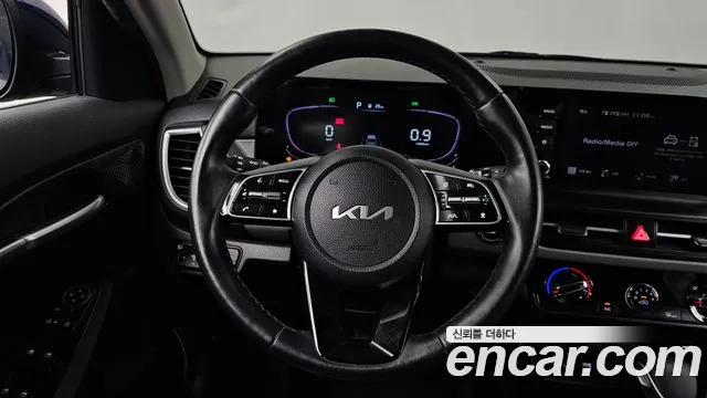 Kia Seltos Бензин 1.6 турбо 2WD — Фото автомобиля 12