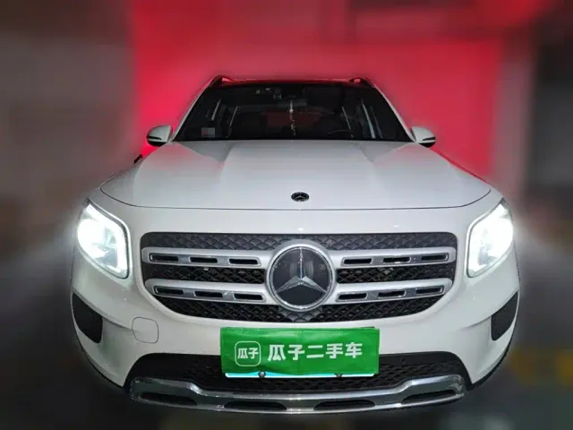 Mercedes-Benz Mercedes-Benz GLB 2023 GLB 220 Dynamic — Фото автомобиля 2