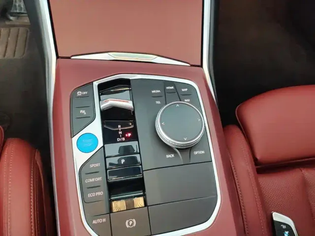 BMW i3 — Фото автомобиля 13