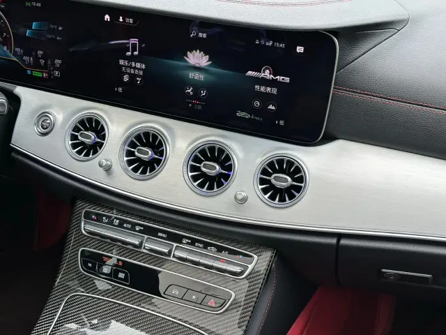 Mercedes-Benz E-Class AMG — Фото автомобиля 15