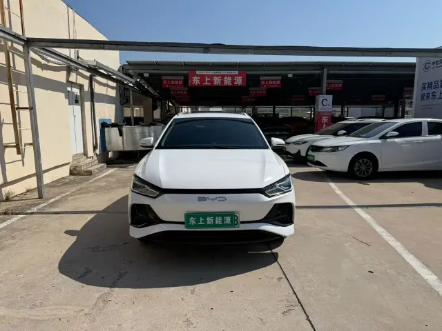 BYD e2 — Фото автомобиля 2