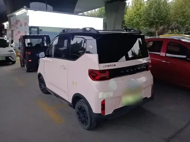 Wuling Hongguang Mini EV — Фото автомобиля 4