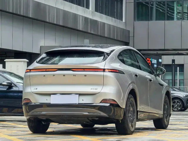 Xpeng G6 — Фото автомобиля 4