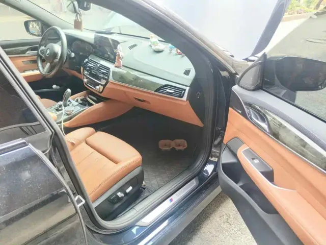 BMW 6 Series Gran Turismo — Фото автомобиля 13